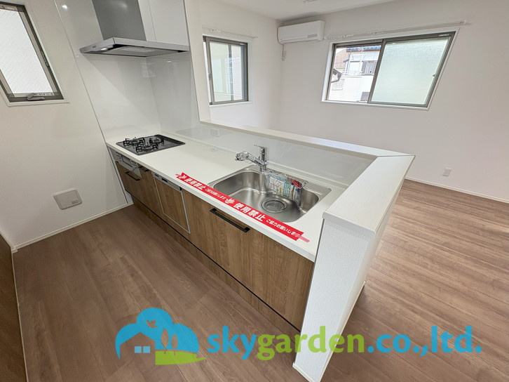 茅ヶ崎市浜之郷　新築戸建　全１棟１号棟のキッチン|お料理しやすいキッチンです