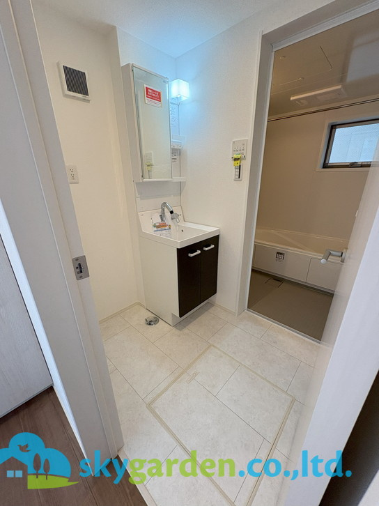 茅ヶ崎市浜之郷　新築戸建　全１棟１号棟の脱衣所