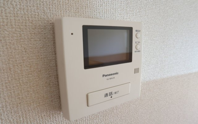 【セキュリティ】 | メルベーユＫ | モニター付きインターフォンです。