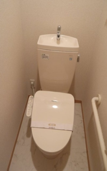【トイレ】 | メルベーユＫ | 綺麗なトイレです。
