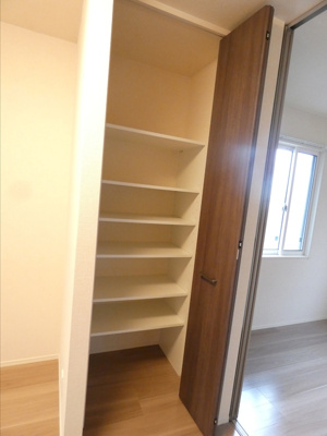 【収納】 | エバーグリーン B棟 | 大きなものも収納できそうです