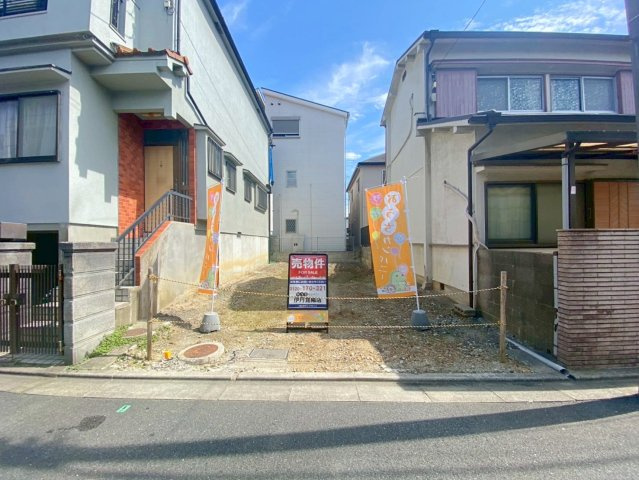明野町　Ａプラン　建築条件付き土地の外観|閑静な住宅街です♪幼稚園や公園が近く、ゆったり子育てができる環境ですね♪「1件だけ見たい」「今すぐ見たい」も大歓迎です！是非、お気軽に現地を楽しんでください！