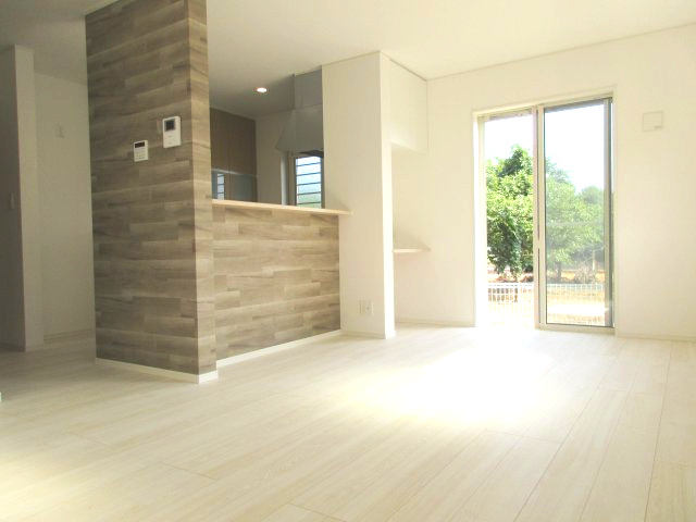 あきる野市小川　未入居住宅の居間・リビング|LDK16.0帖