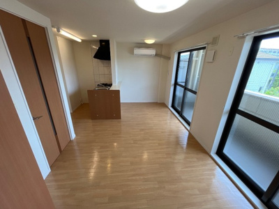 【居間・リビング】 | メルヴェール西深津 | LDK11.1帖