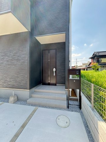 北葛飾郡松伏町　松伏　新築戸建　全2棟の玄関|玄関です