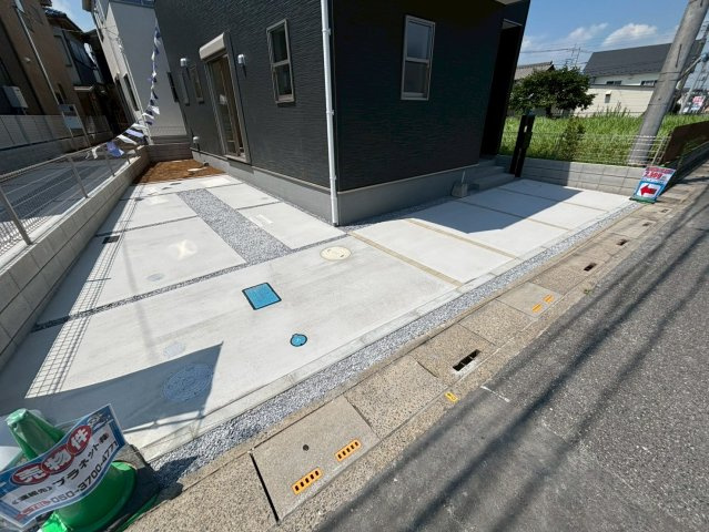 北葛飾郡松伏町　松伏　新築戸建　全2棟の駐車場|駐車場があります