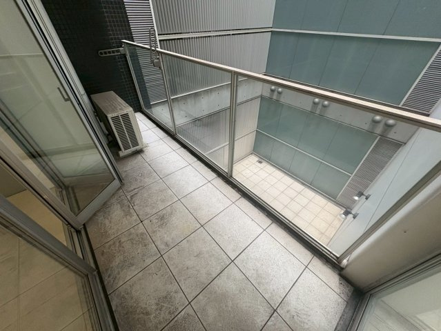 アーバンフラッツ湊町のバルコニー