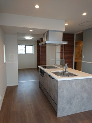 【キッチン】 | セルディーナ松波 | IHヒーター・浄水器付水栓付きアイランドキッチン！