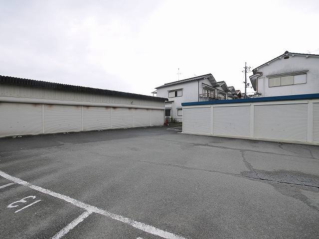 川嶋モータープール