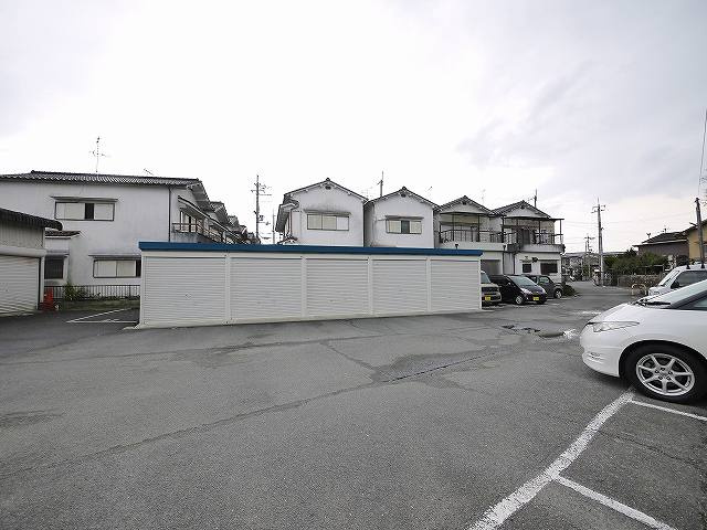 川嶋モータープール