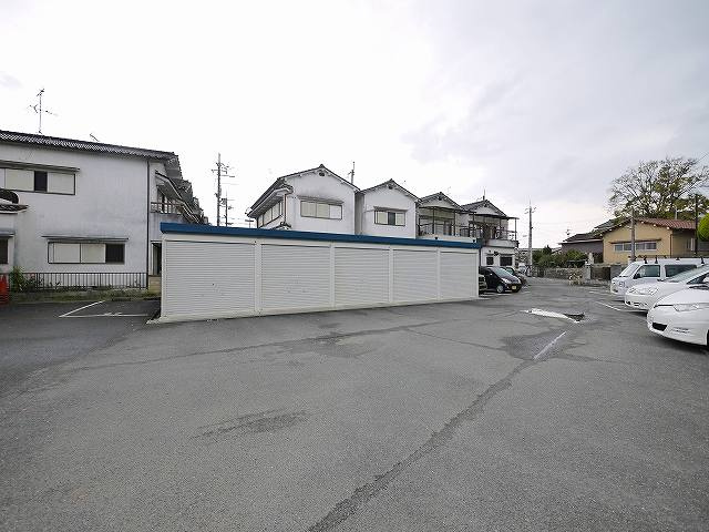 川嶋モータープール