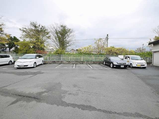 川嶋モータープール