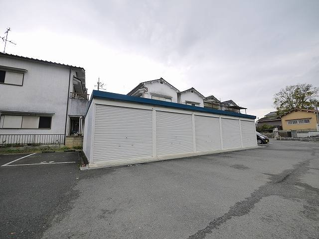 川嶋モータープール