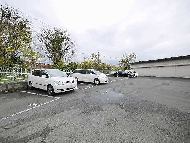 川嶋モータープール