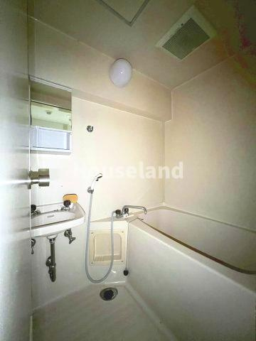 小西マンションの浴室