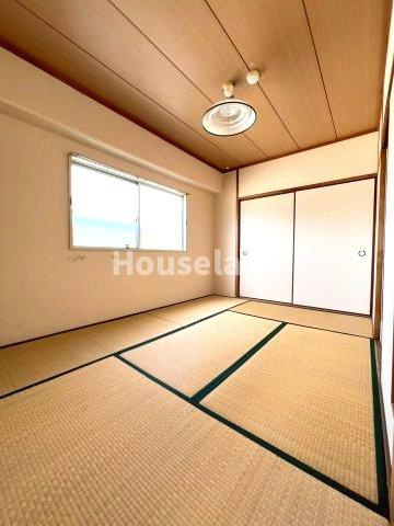 小西マンションの和室