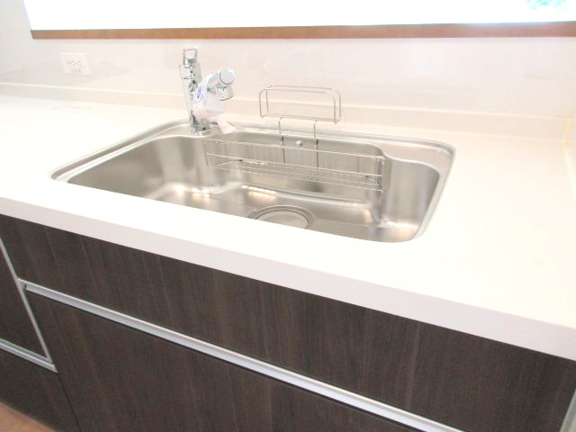あきる野市小川　新築戸建全4棟のキッチン|浄水器付きシンク