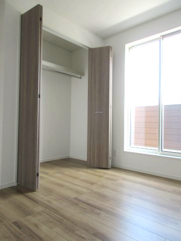 あきる野市小川　新築戸建全4棟の洋室|収納スペース