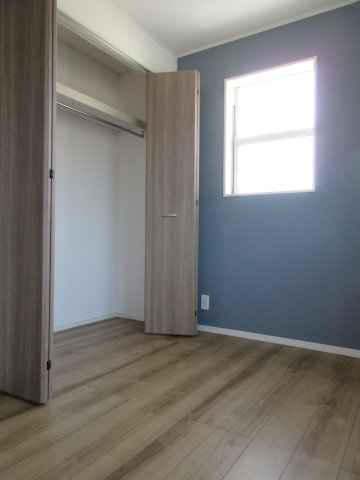 あきる野市小川　新築戸建全4棟の洋室|収納スペース