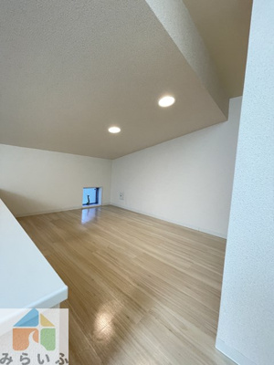 【内装】 | Quatre Portes(キャトルポルト)