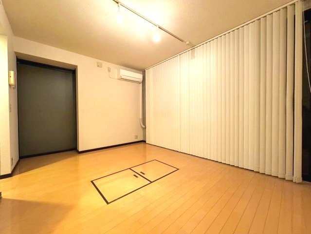 ラクロア　名古屋市賃貸　仲介手数料無料の居間・リビング