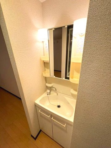 ラクロア　名古屋市賃貸　仲介手数料無料の洗面所