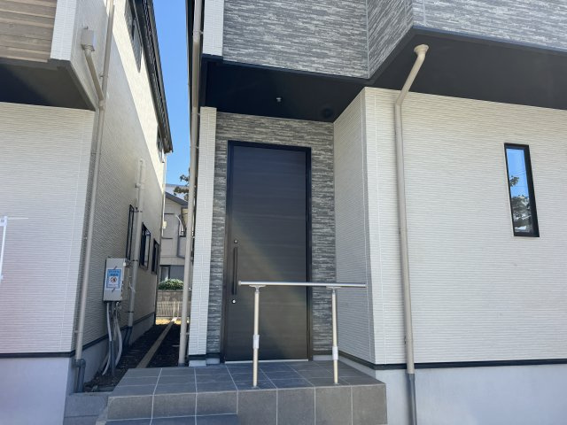 松戸市常盤平２丁目新築戸建【常盤平第三小：9分】のエントランス|エントランス・玄関ポーチ