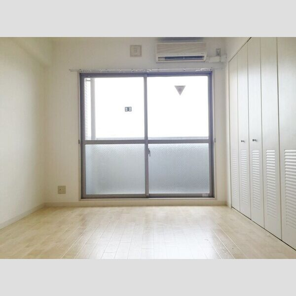 フロンティア中川の居間・リビング