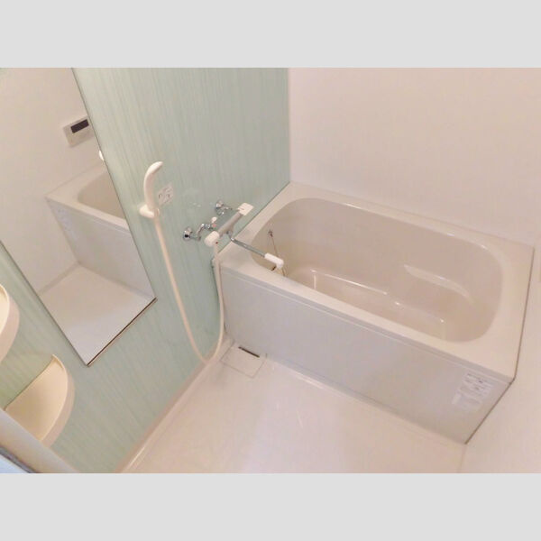 メゾンCoCoの浴室