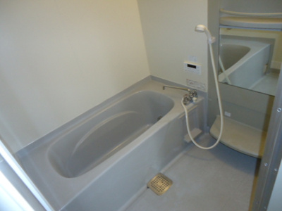 【浴室】 | セジュールB棟 | ゆったり過ごせるお風呂です