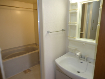 【洗面所】 | セジュールB棟 | 広い洗面スペース