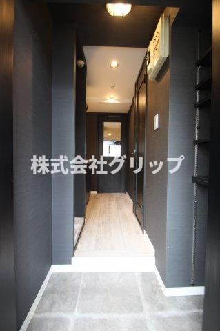 横浜平沼ダイカンプラザⅡの玄関