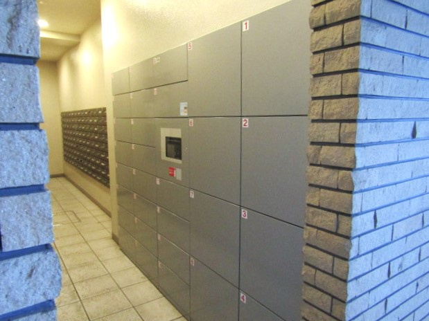 ルネ・マザーズシティ南棟のその他共用部分|宅配BBOX