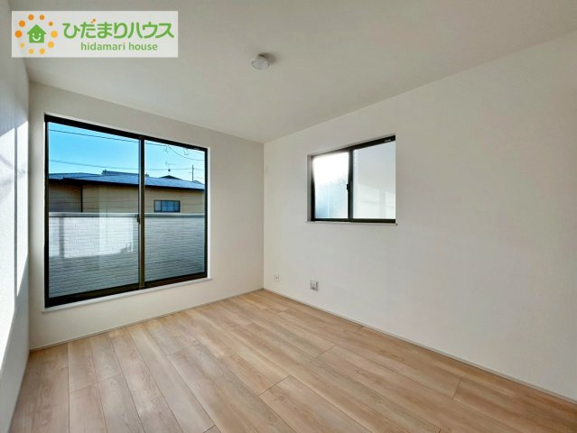 日立市森山町3期　新築戸建　B号棟の寝室|大きなベッドを置いても余裕の広さの主寝室♪♪