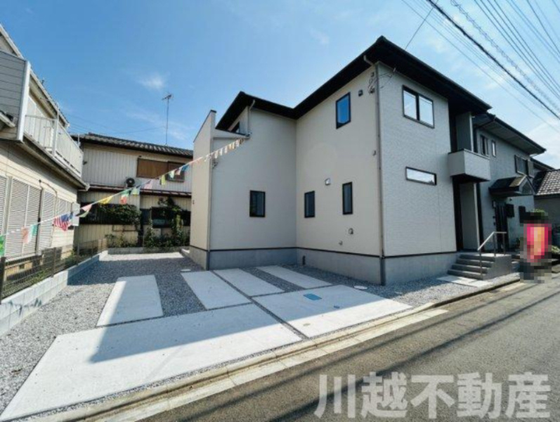 収納豊富、3ヶ所のWIC付き