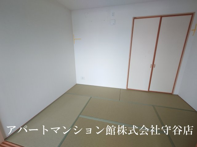 レーベンリヴァーレ竹園レジデンスの内装