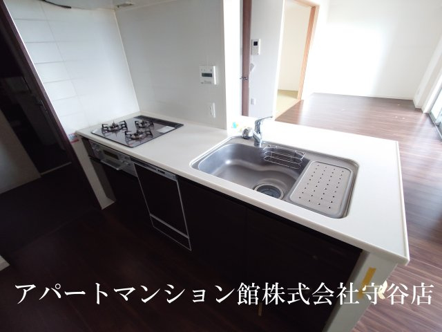 レーベンリヴァーレ竹園レジデンスのキッチン