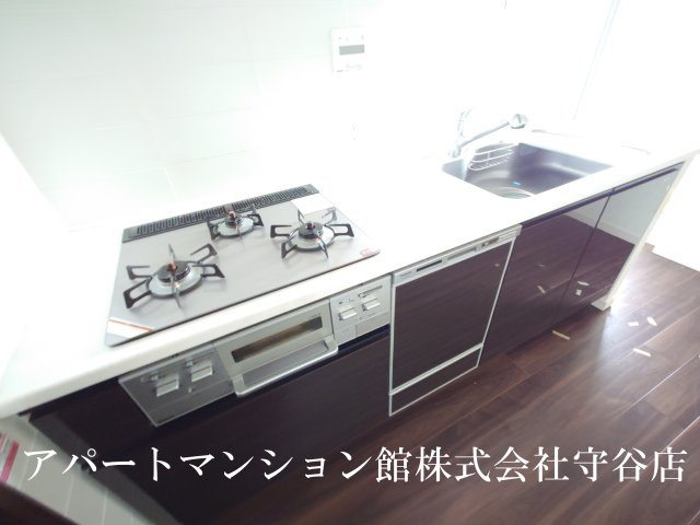 レーベンリヴァーレ竹園レジデンスのキッチン