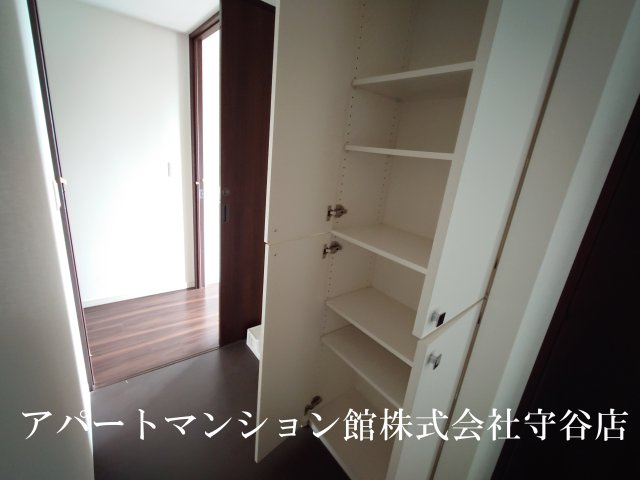 レーベンリヴァーレ竹園レジデンスの収納