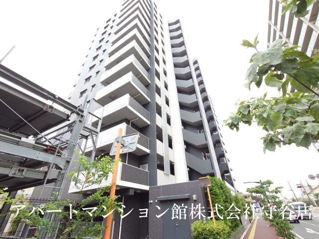 レーベンリヴァーレ竹園レジデンスの外観