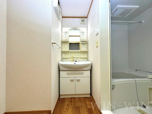 アルカンシェルの洗面所|イメージ（同建物内別部屋の写真です）