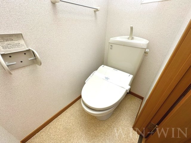 アルカンシェルのトイレ|イメージ（同建物内別部屋の写真です）