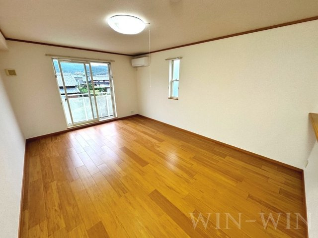 アルカンシェルの居間・リビング|イメージ（同建物内別部屋の写真です）