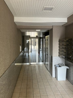 【エントランス】