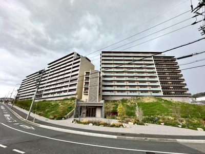 【外観】 | ジオ彩都いろどりの丘