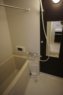 【浴室】 | GRANDTIC二日市中央Ⅱ　★プライスホームなら仲介手数料が割引価格です！★
