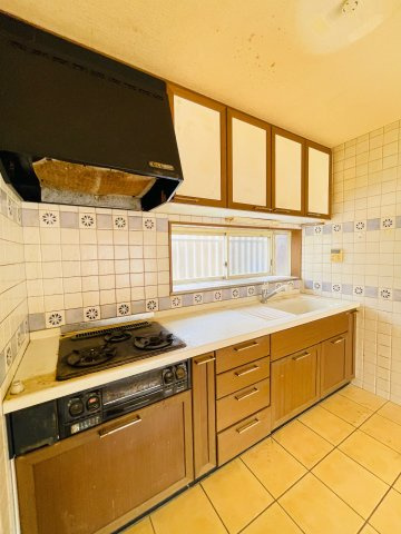 あきる野市舘谷　中古戸建のキッチン