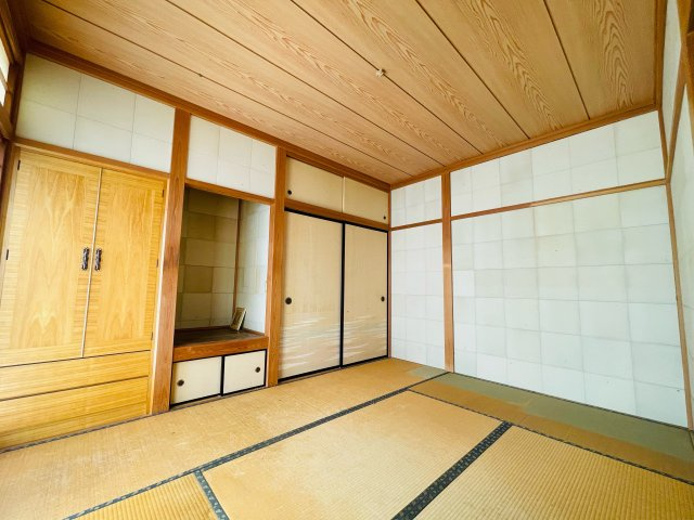 あきる野市舘谷　中古戸建の和室|１階和室