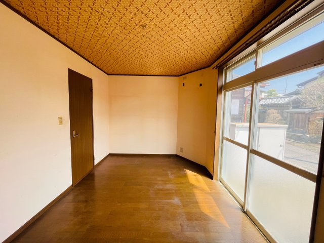 あきる野市舘谷　中古戸建の洋室|１階洋室