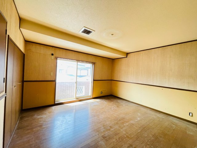 あきる野市舘谷　中古戸建の洋室|２階洋室